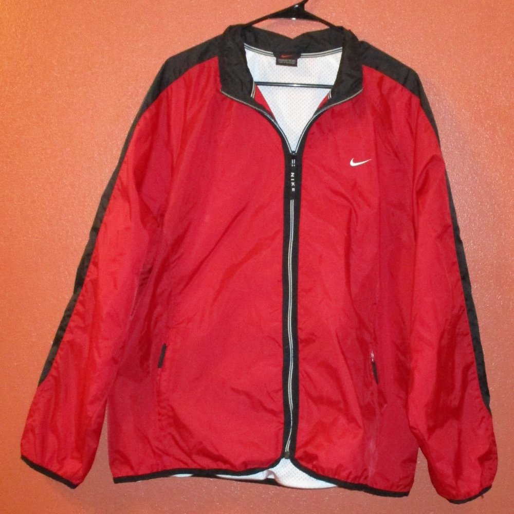 Nike Jacket Woman X Large Red Black White Full Zip Pockets Windbreaker Jacket